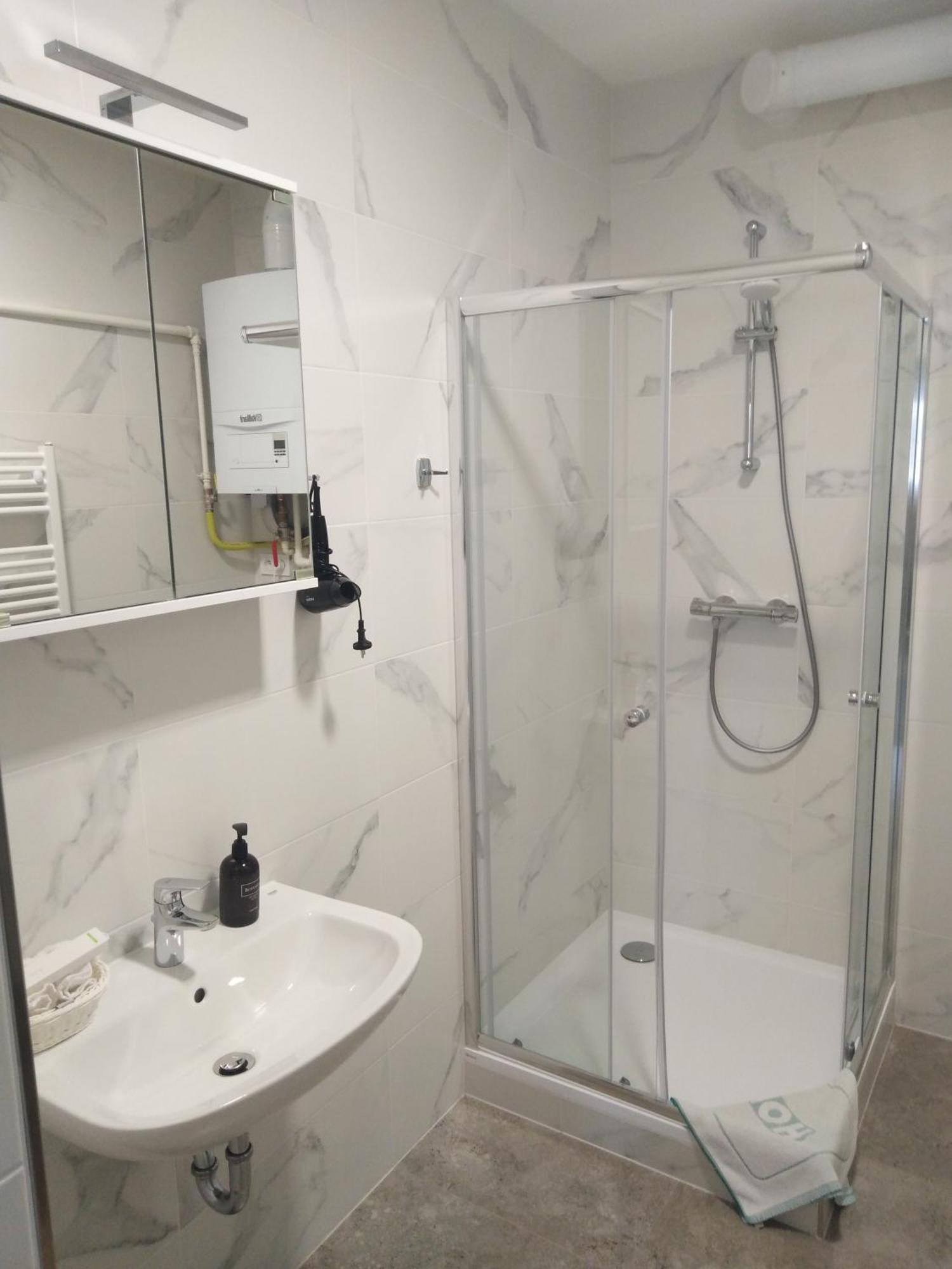 Silver Apartments كوتنا هورا المظهر الخارجي الصورة
