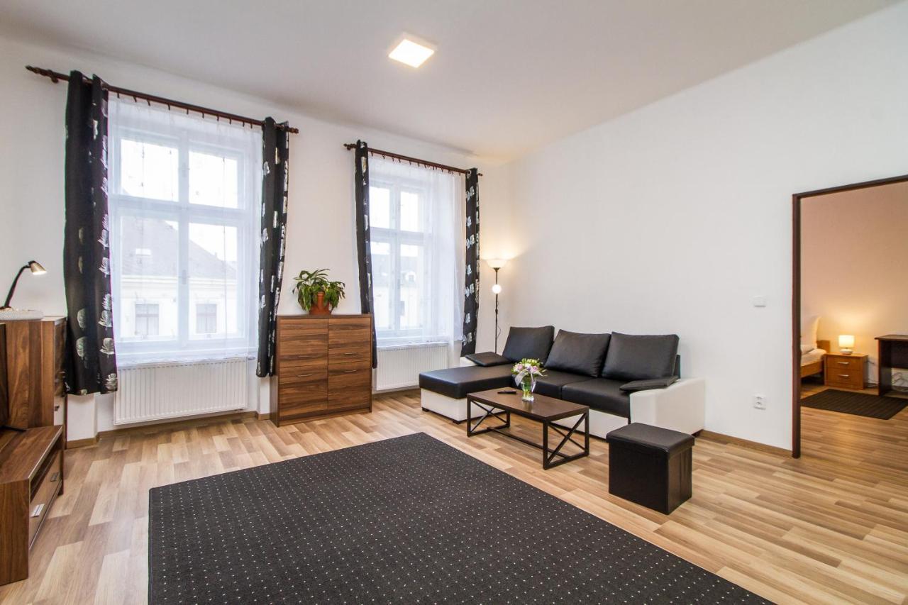 Silver Apartments كوتنا هورا المظهر الخارجي الصورة