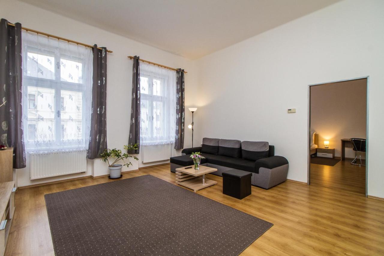 Silver Apartments كوتنا هورا المظهر الخارجي الصورة